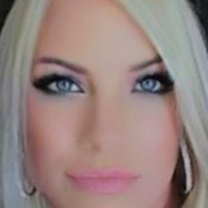 Meet your Posher, Shelly